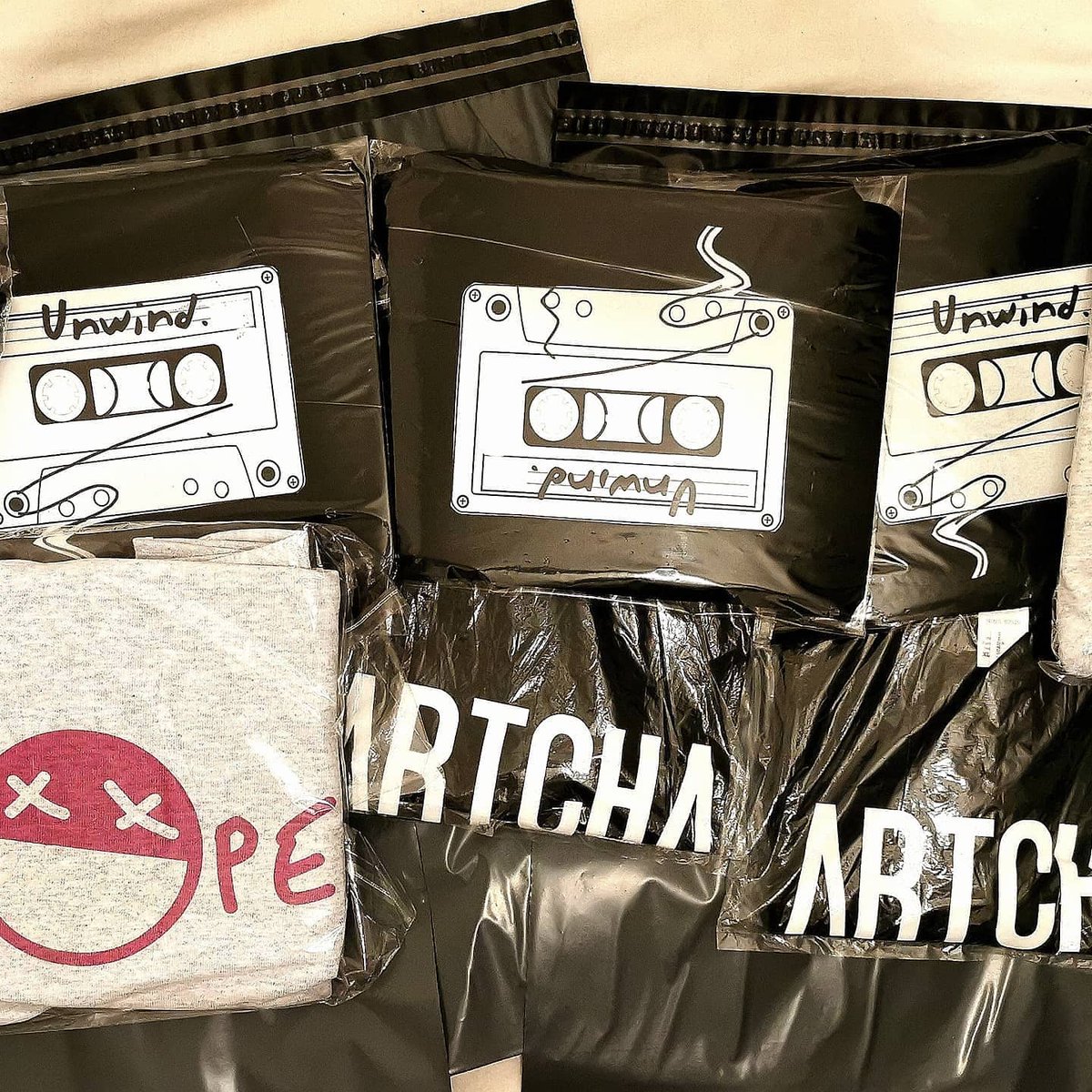 Artcha's tweet photo. Restock. Get yours. https://t.co/fDUHUoergZ #SUMMER21 #21SUMMERS #Summerseason https://t.co/l4ut3T6S65