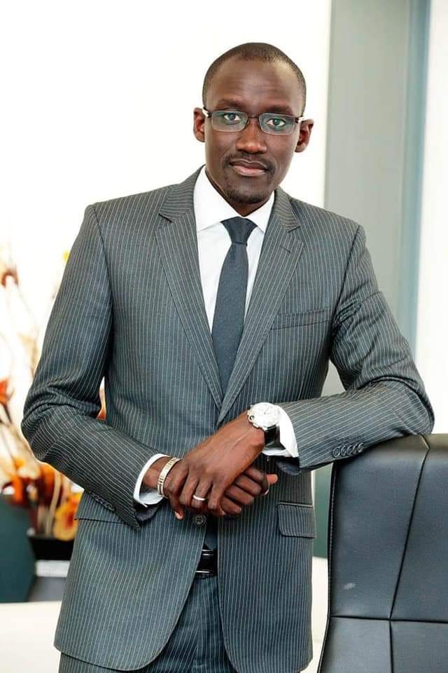 RhdpRjc's tweet photo. Le president @Ouattar91097517 au nom du @RhdpRjc Félicite le nouveau Ministre Abdourhamane CISSÉ pour sa brillante nomination au poste de Ministre, Secrétaire Général de la Présidence. 
Merci au Président SEM @AOuattara_PRCI  pour la confiance placée en la jeunesse. https://t.co/Pzi5Row2da