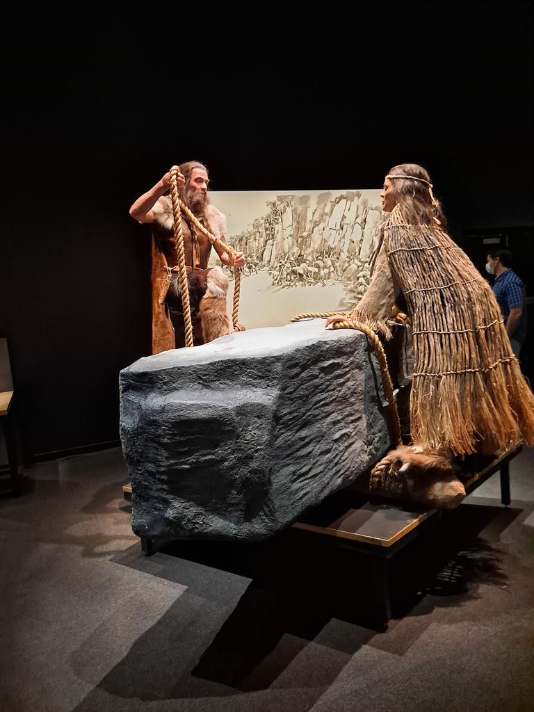 LearnMeStuff's tweet photo. @SnkBrs @HistoryShift @MikeEscape @Egyptianpast @TruthSeeker2160 

StoneHenge exhibit at Denver Nature and Science Museum ✌ 

Been awhile, hope everyone is doing great in 2020 and 2021. https://t.co/k0F5uyvG4C