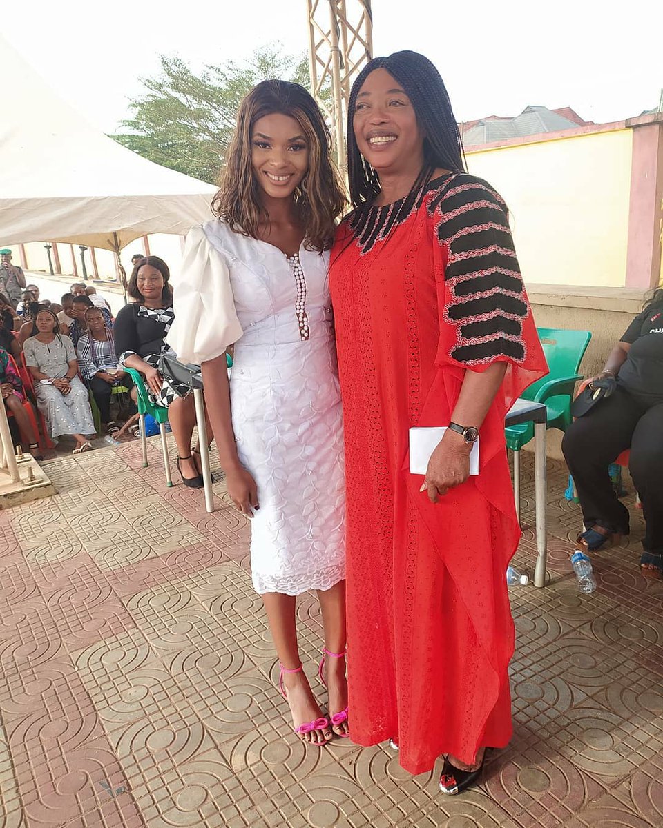 LadyAkwaugo1's tweet photo. Thank You Hon. Pastor Mrs. Joan Amechi Mrakpor.
DG ~ Delta Capital Development Agency.
Thank You Pastor Tonye - Kennedy
Thank You Hon. Stella Marris ~ FIDA Asaba
Thank You Dr. Uloko

Thank You #SquashClub_And_LeisureCenterAsaba

To God be the Glory! 🙌🎉♥️

#FirstLady_Akwaugo1 https://t.co/MMO4UaUa5c