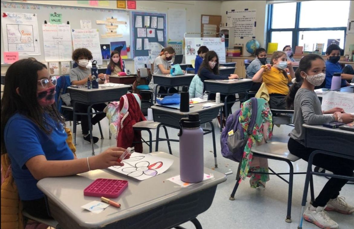 MASchoolsK12's tweet photo. Commissioner's Weekly Update 3 29 21 - Pooled Testing Costs Covered, Academic Excellence Roadmap, #SpecialEd #Transportation - https://t.co/Ry56UOCMGV #MaEdu #COVID19MA @MassEducation @FRPS_Letourneau @LearnLaunchBBEL #EarlyLearning #CTE #EdPrep #literacy #DeeperLearningMA https://t.co/NErNM8aKYa