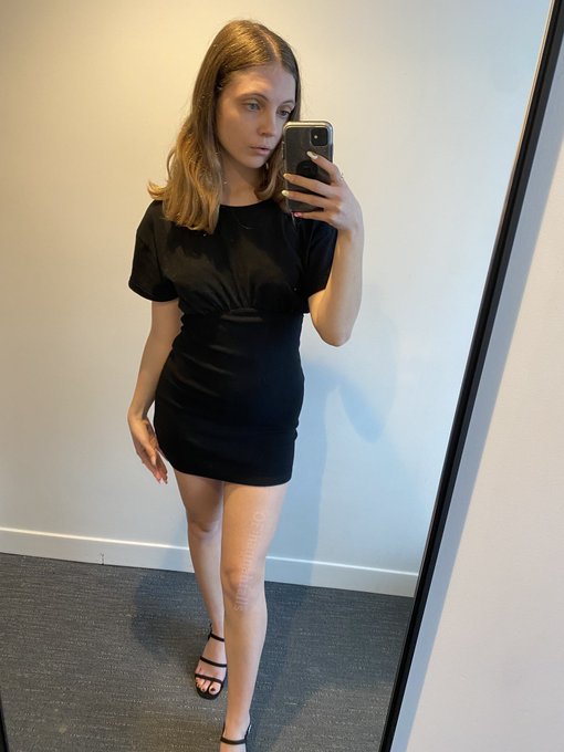 glasses or no glasses? https://t.co/y7JjXJZF6u