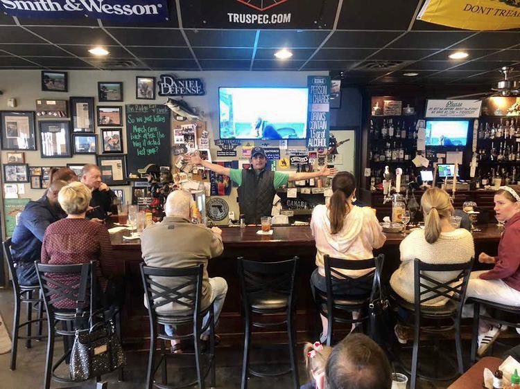 TheRidgeEat's tweet photo. Come see the one and only legendary man who busts all the brackets! Thx @stevegrahamjr for the awesome capture of our manager. #thebarupstairs #bracketmaster https://t.co/R8GAFYlSZb