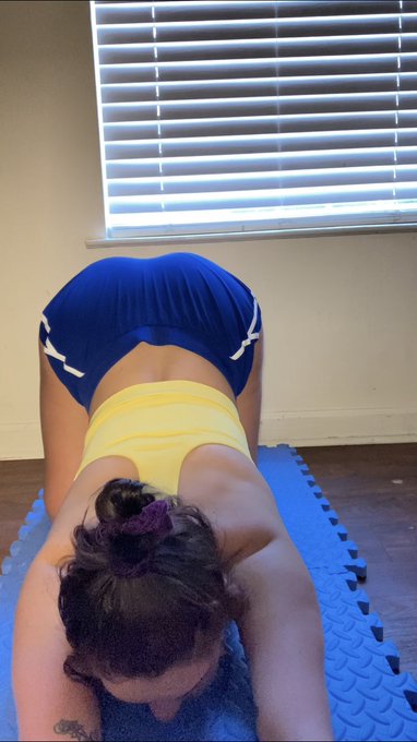 New sexy strip yoga on my onlyfans💋link in bio https://t.co/OCRfcR5qH1