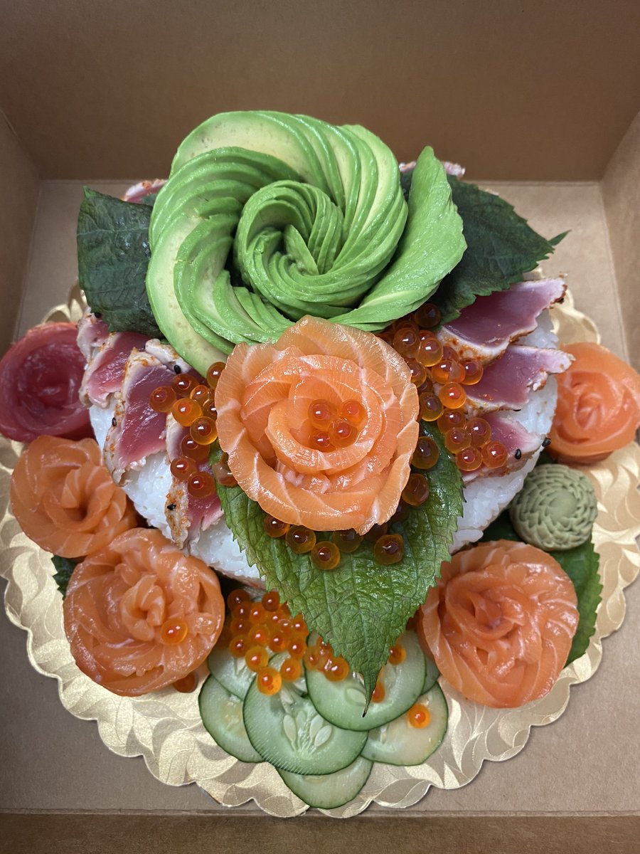 HawaiisOnly's tweet photo. This is a sushi cake. Everything is edible. Avocado rose, salmon and ahi roses on top a bed of rice filled with crab. #sushi #sushicake #sushilover #food #sashimi #foodie #hawaiifish #sushichef #sushiart #Sushiswap #SUSHIUSD #sushiroll #sushibowl #pokebowl #spicyahi https://t.co/EHBA6WPogG