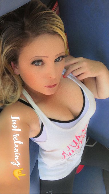 Good morning 💋 #retweet @Bmore_horny @SBitchly @REpromotions14 @helixprime619 @johnnywalkeryyc @CMP_4U<a href="/tag/retweet"class="tags">#retweet</a><a class="tags" href="/tag/bmore_horny">@bmore_horny</a><a class="tags" href="/tag/sbitchly">@sbitchly</a>