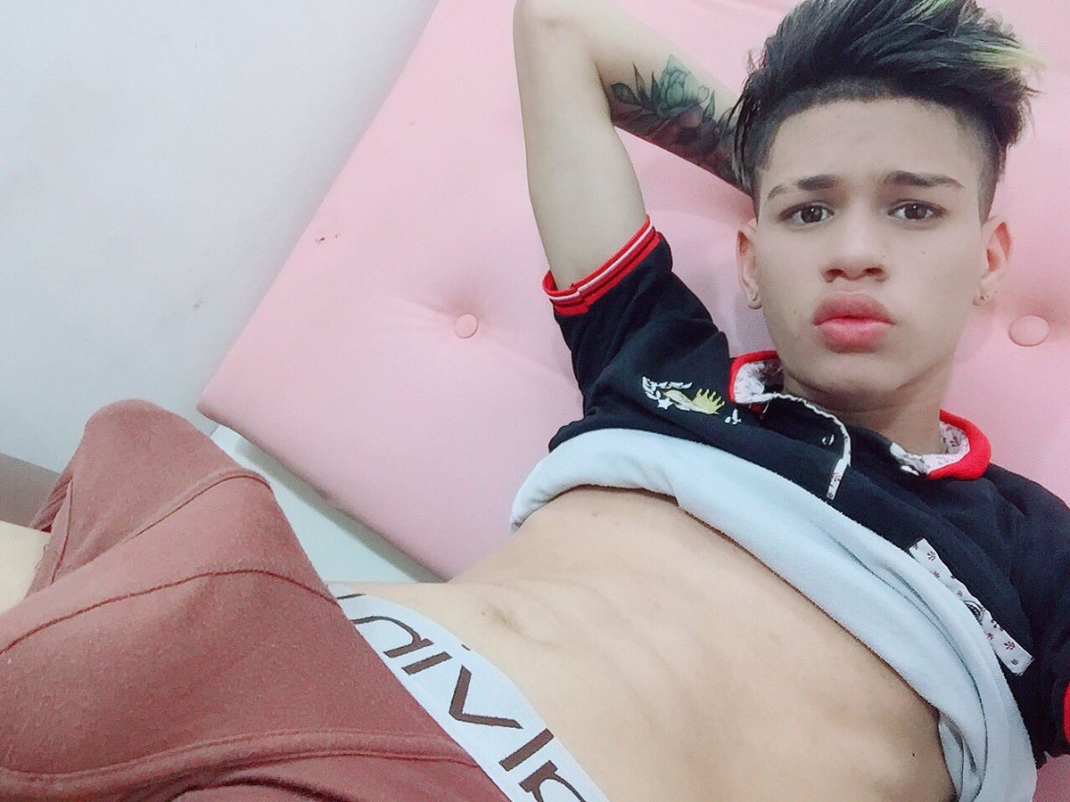 stiven_21's tweet photo. Y Si Te Digo Que Me Exita Cada Ves Cuando Me Maman El Guebo😈🔥🔞🔁 https://t.co/dLpuiwQpWW
