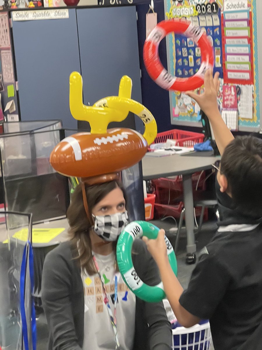 Lori Jackson tweet media