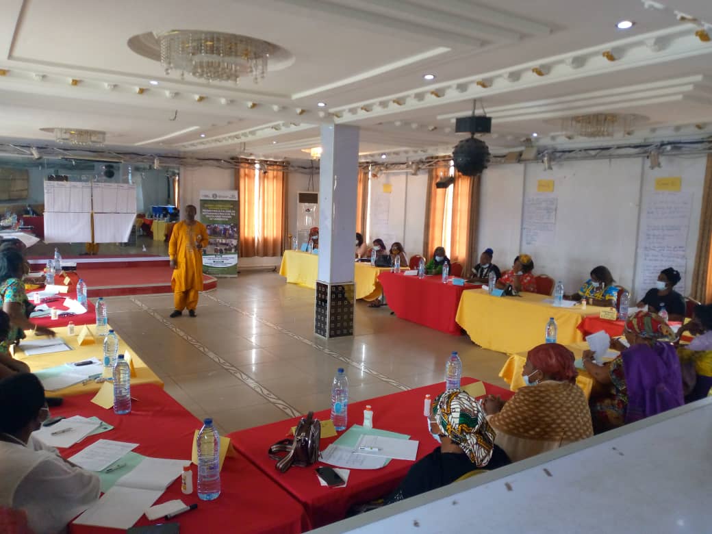 Reachoutreo's tweet photo. Give women just ONE HOUR to be in power and they will WRITE the WRONGS RIGHT in this country. Our #communityWomen #PeaceMediators proved us right. this assertion.
#SheBuildsPeace
@CRbuildpeace
@whatthewomensay
@unwomenafrica
@UN_Cameroon
@minproffcmr
@cdalearning https://t.co/kYVhzvfk0k