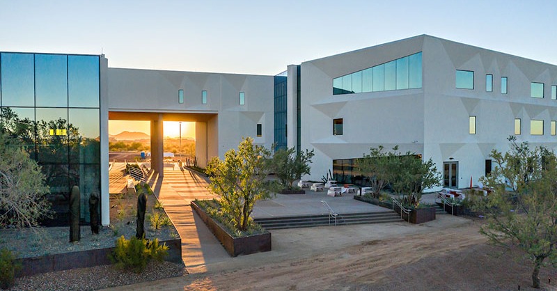 EntrepreneurASU's tweet photo. The Covid-19 pandemic has illustrated the need for innovative medical technologies. 

Read how the @MayoClinic and @ASU MedTech Accelerator will empower medical startups in its second cohort launching tomorrow, March 30th. 

#MedTechAccel21 #MayoASUAlliance