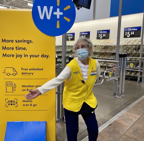 The Helen effect 🤗 Helen is 9️⃣6️⃣ years young and just celebrated 2️⃣0️⃣ years with Walmart! 🎉💙 She’s a Customer Host at Store 2838 in Henderson, NV 👏 Keep showing that spark, Helen! 🤩