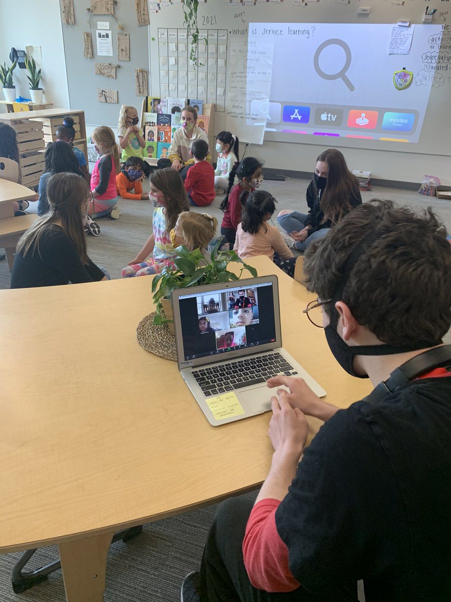 DNTatLRE's tweet photo. It’s always good for the soul when collaborating with @catshse 💗 Thankful this group is back in the classroom helping my kiddos learn the true value of service learning! @SoutheasternEl1 #moretocome #worldchangers 🌍 https://t.co/e0yYtxCkXl