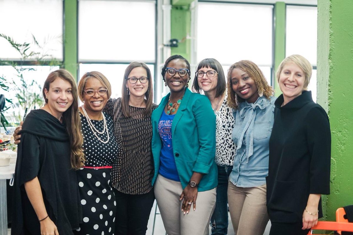 BambooCowork's tweet photo. As we close out women’s month we want to thank all the partners in our ecosystem always uplifting women @TogetherDetroit, @GDIdet, @InforumMI, @StartWithBuild, @DetWomenLead, @techtowndetroit and more 👏🏽👏👏🏽 https://t.co/G8M01FD0A1