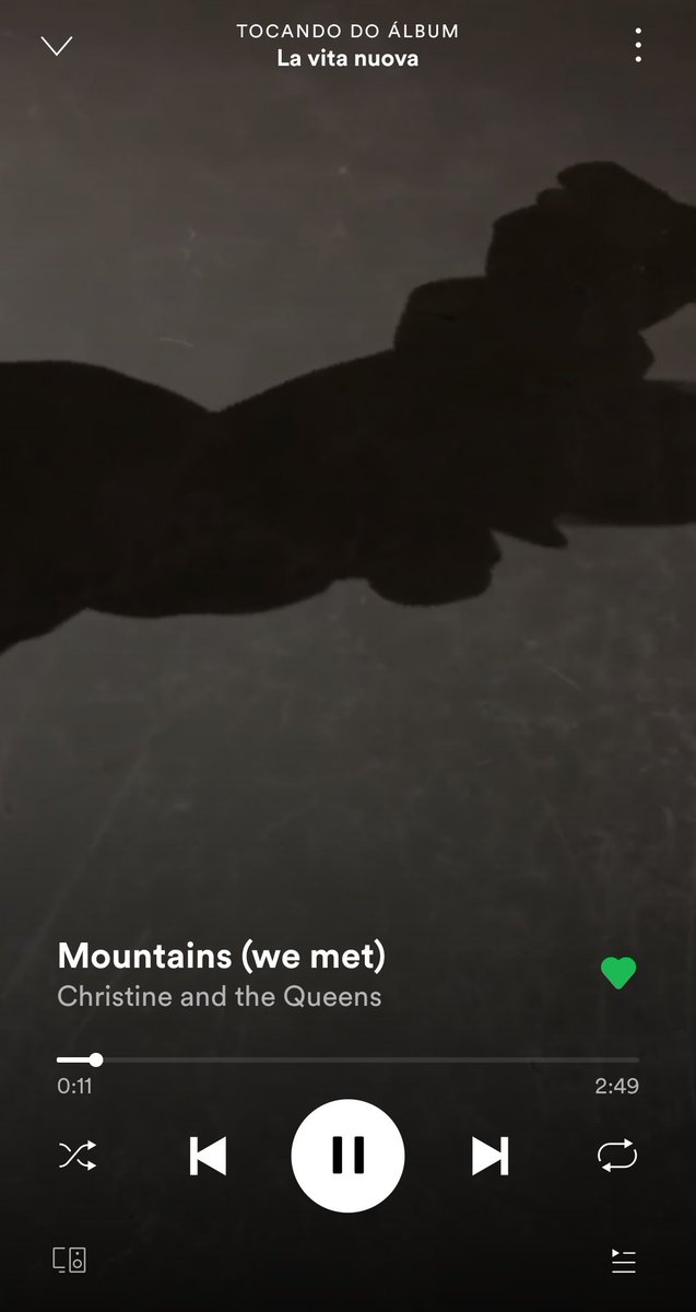 CATQBrasil's tweet photo. “stop crying it’s just a song”

the song: https://t.co/V9aSeyLwCS