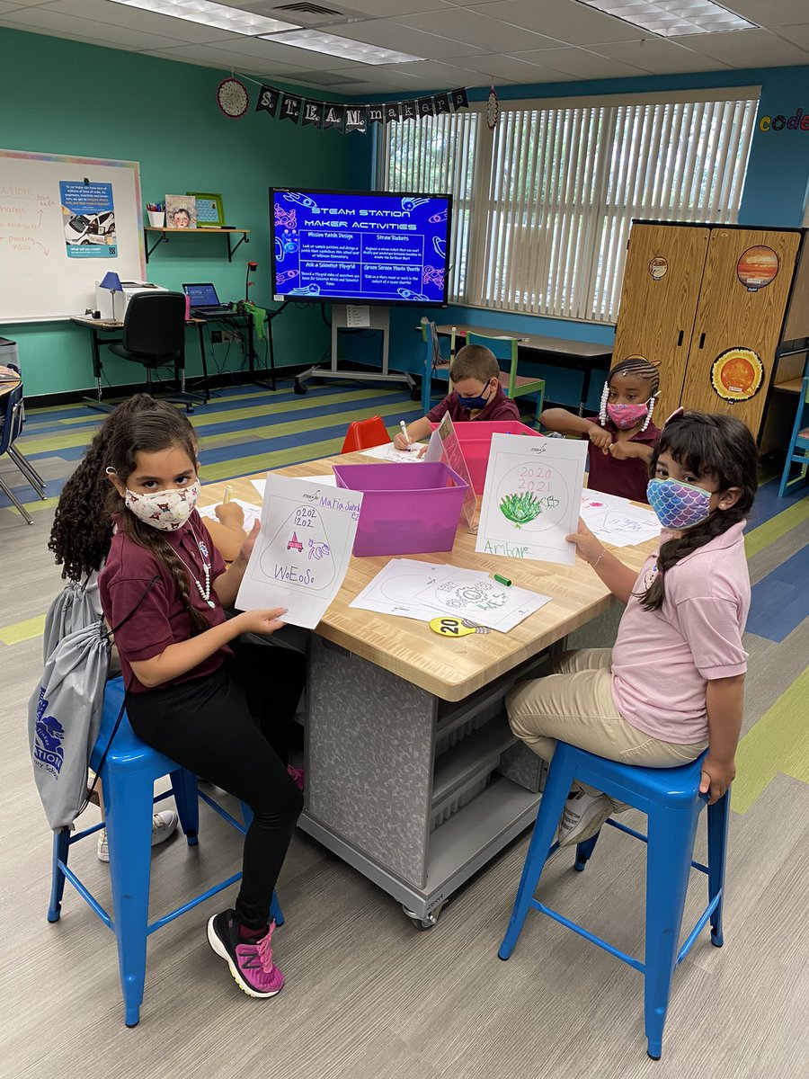 WildAboutFirst's tweet photo. Super excited we got to visit Steam Station first thing this morning! The kids had a BLAST learning all about space through a variety of steam activities! What an exciting addition to our school! Thank you @JGards514 !
#steam #WilkinsonSCS #Wilkinsonrising #firstgrade https://t.co/B7wWmwOQFs