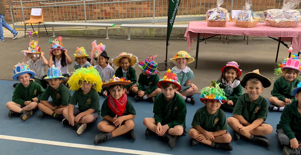 🐰🎩🐣👒 Some more pics from our Easter Hat Parade, these photos are from Mrs T. Davies and KBlue! #EasterHatParade #EarlyStageOne #StageOne #LoveWhereYouLearn