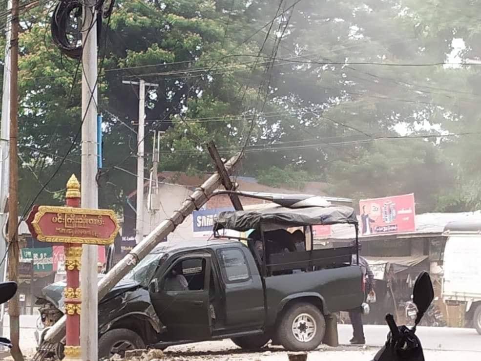 Military car chased after a motorcycle strike at Taungoo City at an extreme speed that the car hit and broke the street light pole.
JUNTA MASSACRE
#WhatsHappeningInMyanmar 
#Mar29Coup