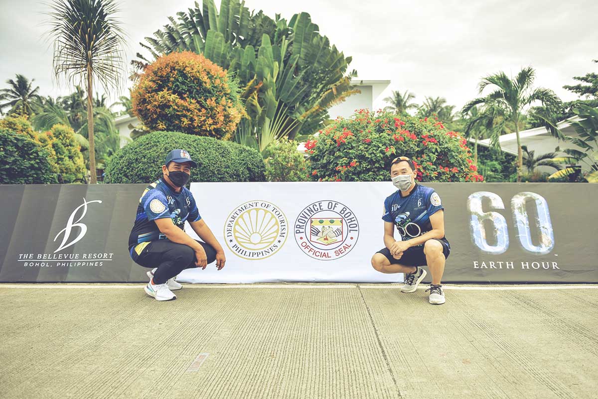 WNOTdotCOMdotPH's tweet photo. WHAT'S NEW OUT THERE?
Bellevue Bohol’s Earth Hour 60KM Cycling and 1,000 Trees Initiative a Success

Click this link:
https://t.co/0L5q5QudPk

#WNOT #WhatIsNewOutThere
#SouthernGaze https://t.co/i899PexP6e