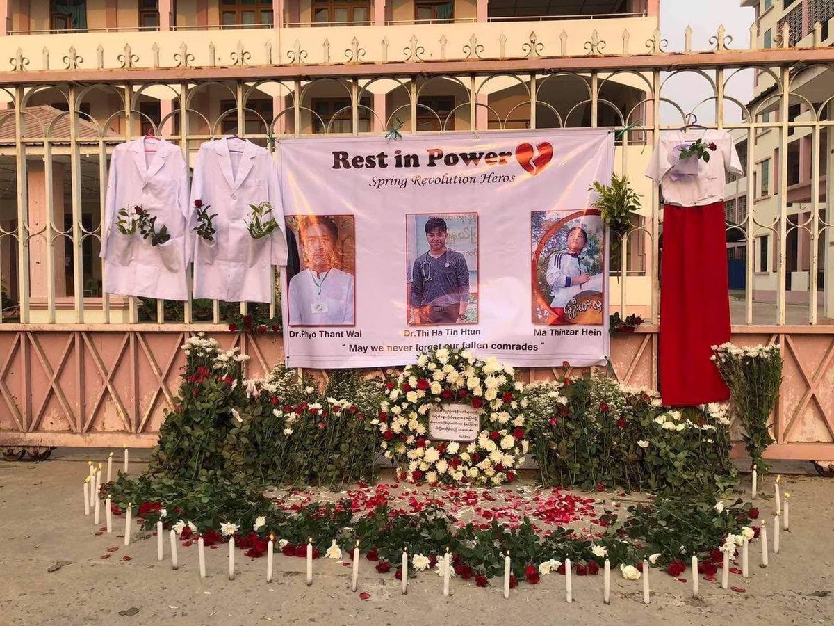 Amanda86601340's tweet photo. A memorial service for Dr. Phyo Wai, Dr. Thiha Tin Tun and Nursing student, Thuzar Hein was held by Mandalay Medical Family.
ABOMINABLE CRUELTY
#WhatsHappeningInMyanmar  
#Mar30Coup https://t.co/l5fkKiXVwy