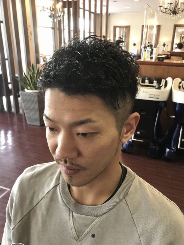dispatchhair's tweet photo. 新学期、新生活に向けて髪のお手入れの時期ではありませんか？？スタッフ一同お待ちしております♪
TEL0798-46-3994 https://t.co/t1XwKEmK0B