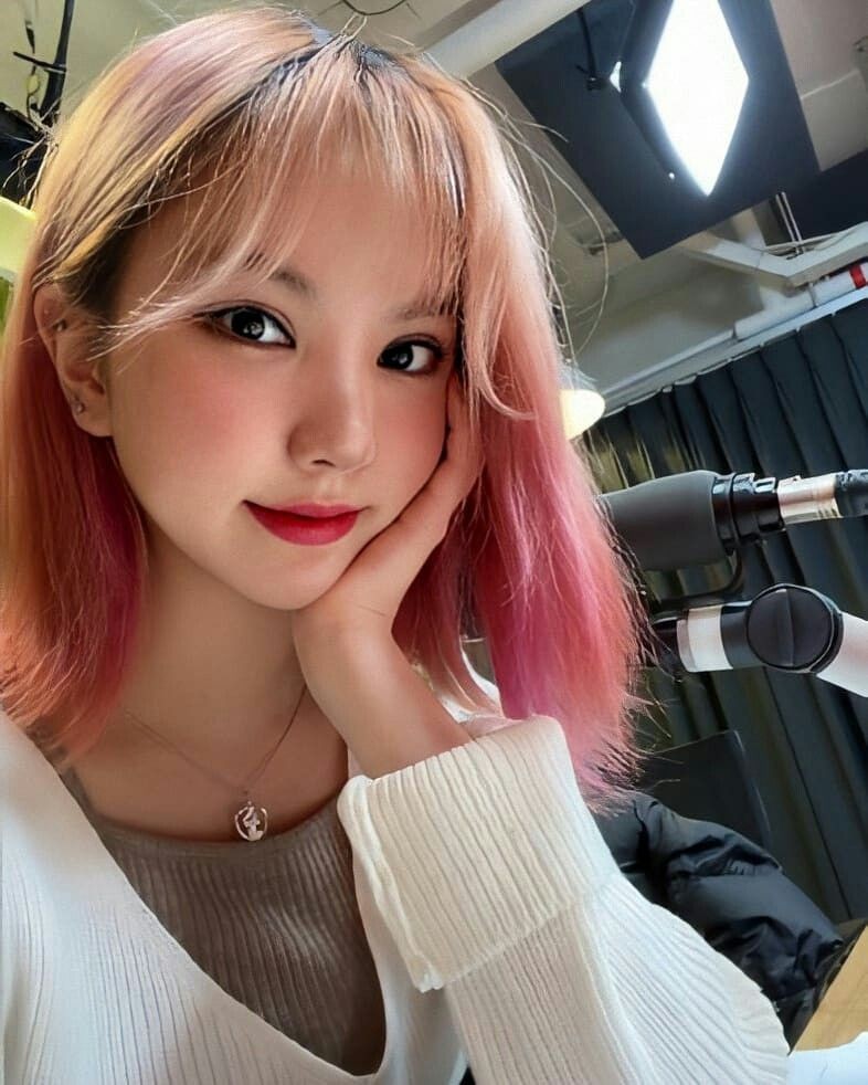 Moots dm an sama aku yuk, sekalian nambah fambest.