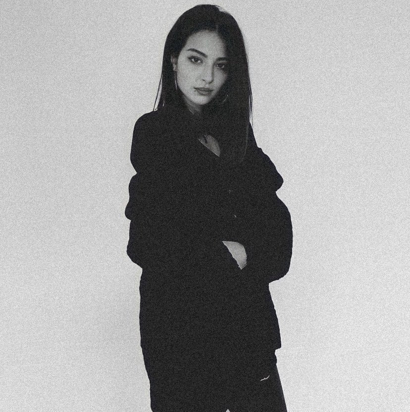 Melisasquad's tweet photo. 14 Days : 20 Hours : 22 Minutes Left for Melisa’s Birthday🤍

and the countdown has begun✨
#MelisaAsliPamuk https://t.co/v5NubWbh1y