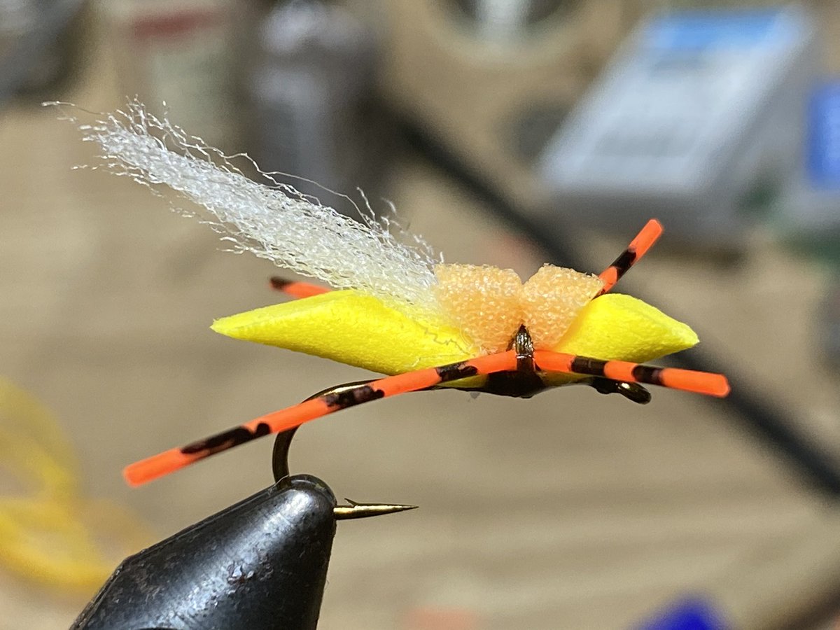ChrisBaty73's tweet photo. Knocking out a few of Muz Wilson’s Wee Creek Hoppers. Such a simple and effective pattern. While Muz left this merry go round years ago his flies will continue to keep him in our minds. This lot tied on some Mustad R72 hooks I had laying about. https://t.co/1byOGWis86