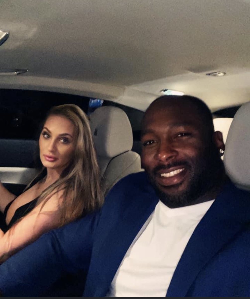 VerronHaynes's tweet photo. All in
Her peace is my calm... You “ N” me together… Teamwork #1Love #PureLove #DateNite #MrsHaynes
#Alln #PushDaButton https://t.co/wBrLCWMJGc
