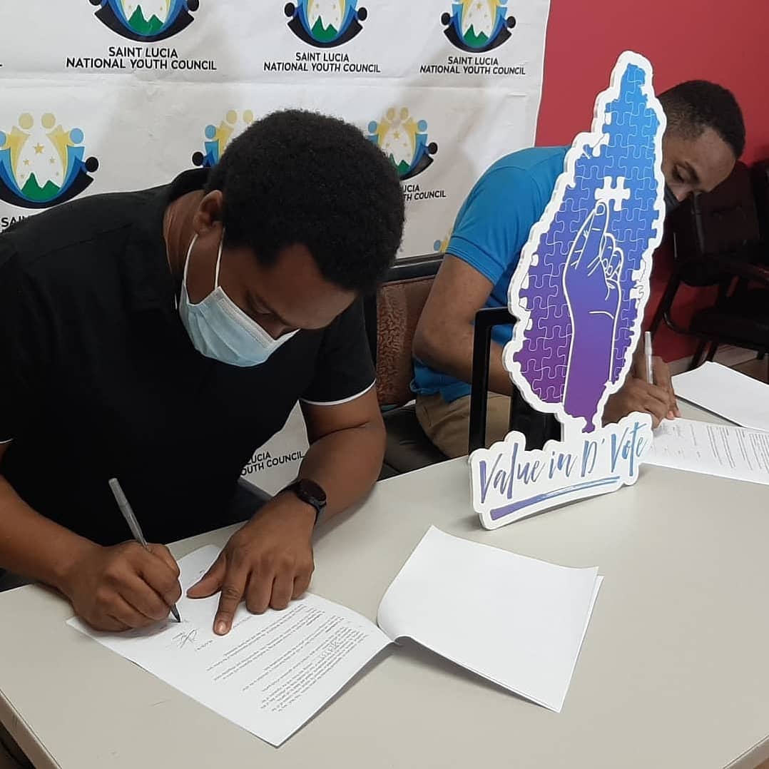 nycsaintlucia's tweet photo. BLAZIN 99.3 🔥 is the Official Broadcast Partner for the Value In D' Vote Campaign!🙌🏾🗳💥 A Memorandum of Understanding between the two organisations was signed today.
#VoterEducation #ValueDvote #YourVoteMatters https://t.co/kA4YKcNW50