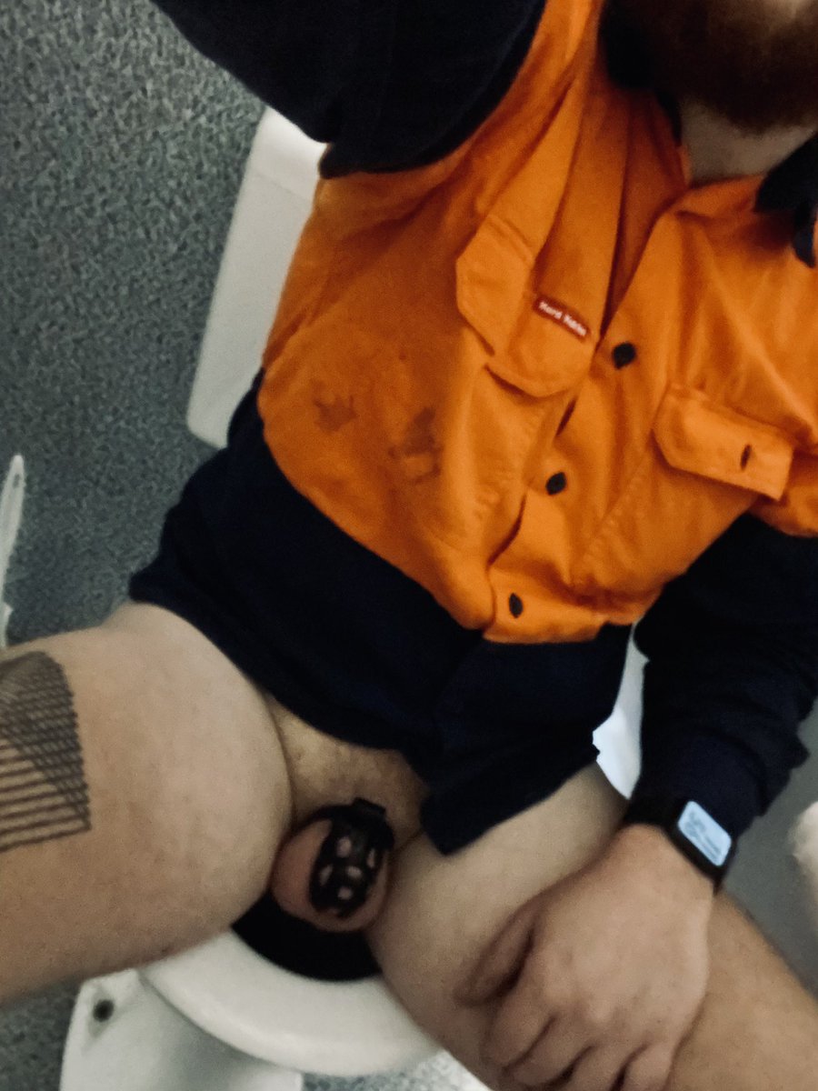 #tradie #tradiesub #teamlocked #chastity #kink3d 🥲🥲