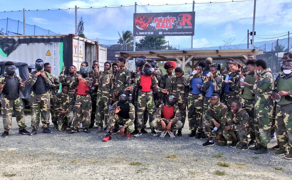 #Ecoleouverte axée autour de la cohésion, en présence de nos élèves dont les #cordéesdelaréussite
Théâtre, jeux traditionnels, sortie et bonne humeur étaient au programme.