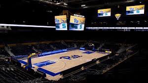 n_santos33's tweet photo. Blessed to receive an offer from Pitt!! 💙💛 https://t.co/aVSavA6pj4