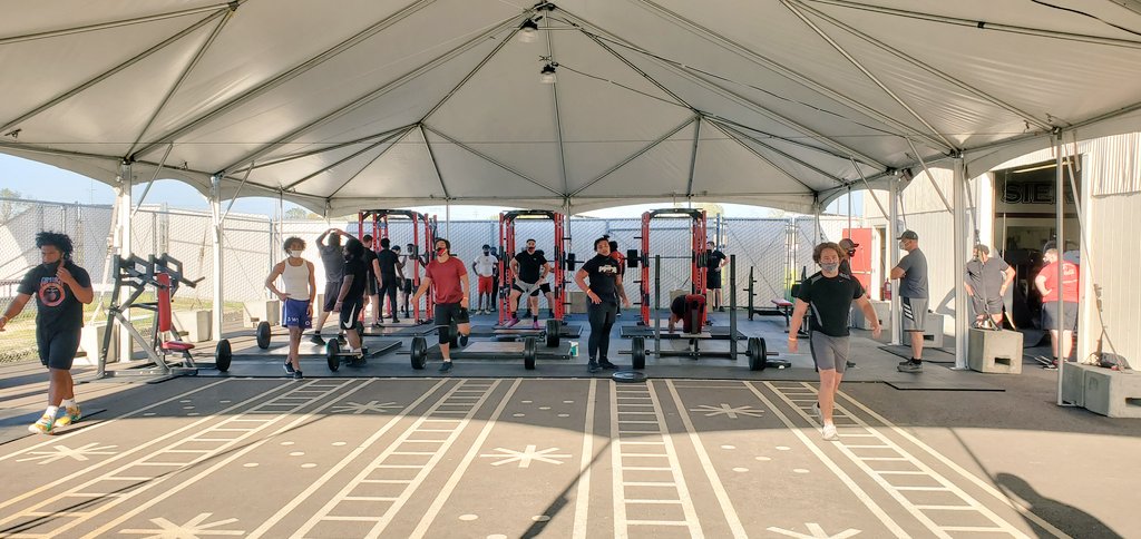 Coach_Noonan's tweet photo. Day 1 of D &amp; O pods since March 9th, 2020! Man it feels good! #WolverineWay https://t.co/b2C4jgzj9b