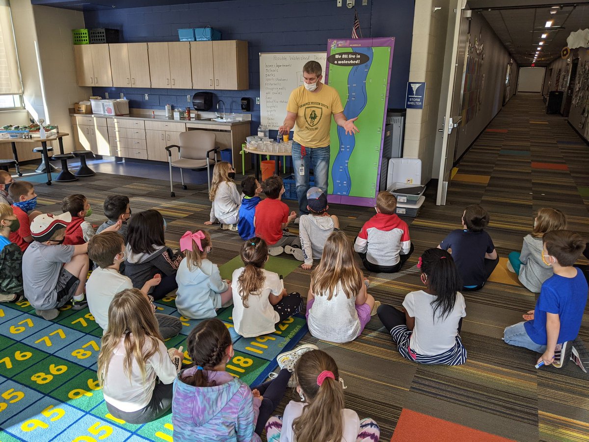 MDEregier's tweet photo. 2Ss learned about the watershed today! So grateful for Gavin Spake @BVWSC for finding a way to provide an authentic, engaging, and safe learning experience for us! If only you could have brought all the  🐢🐍🐁🐸 too! 🤞next year!  @BVWolfSprings @WSEMiller @nanc_westemeyer https://t.co/Ny4pSv1bRJ