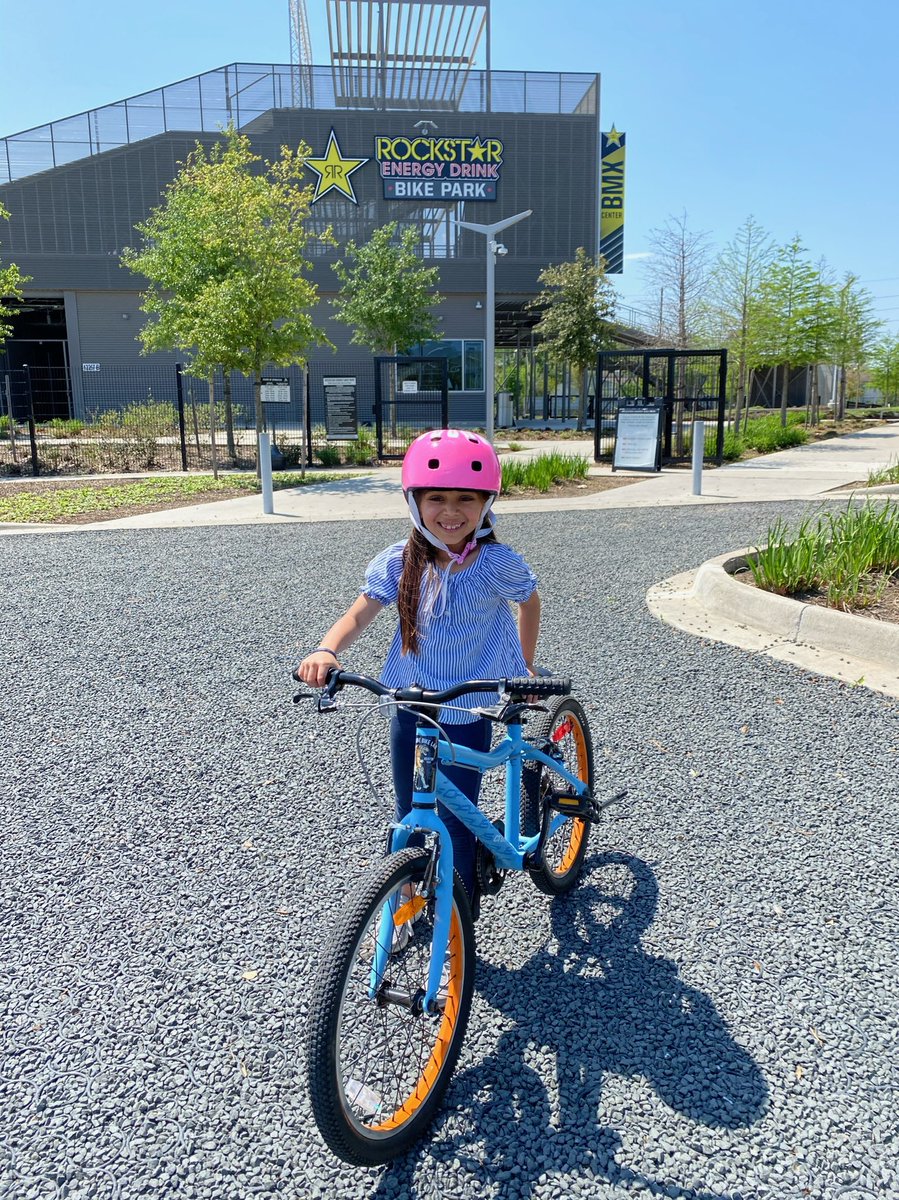 m_adwaney's tweet photo. Anaya and her friends enjoying the Rockstar Energy Bike Park designed by @WalterPMooreEng @OJBLA https://t.co/gb02zYr24L
