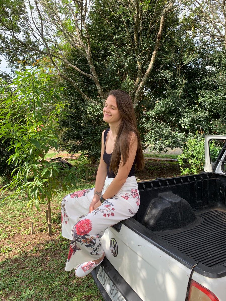 Devotcha's tweet photo. Oi, não sei fazer pose, fui https://t.co/kzAS7Q5Kns