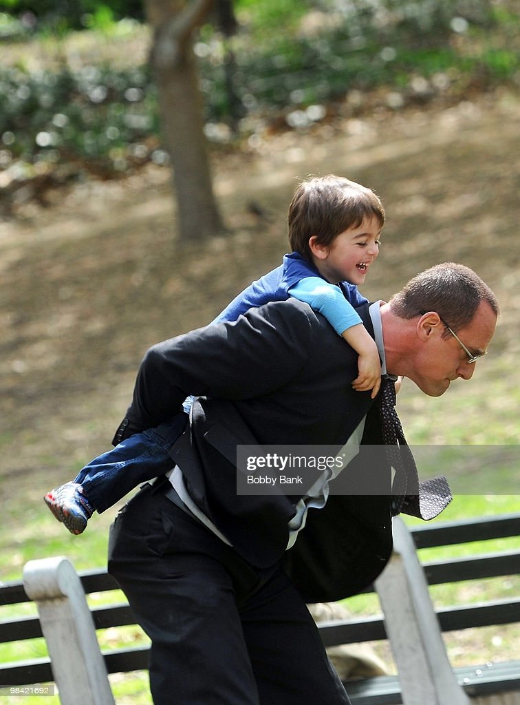 Rachel_OK2016's tweet photo. En que momento pasรณ tanto tiempo ๐จ๐๐
#svu #chrismeloni #AugustHermann #lawandorderuniversal #MariskaHargitay #svu22 โคโคโคโค https://t.co/6gnyqECy0j