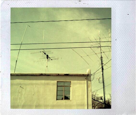kristyk's tweet photo. The more things change, the more they stay the same. I love taking the same picture over and over. #skywindow https://t.co/w2G6fDNvf4