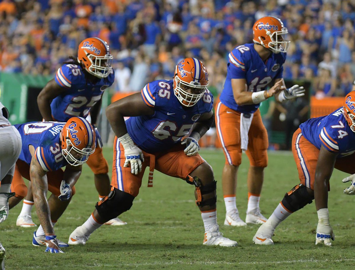 neto_umeozulu's tweet photo. Honored and Blessed to recieve an offer from The University of Florida GO GATORS!!! 🔵🟠🐊@CoachHevesy https://t.co/iCO6vTPoYC