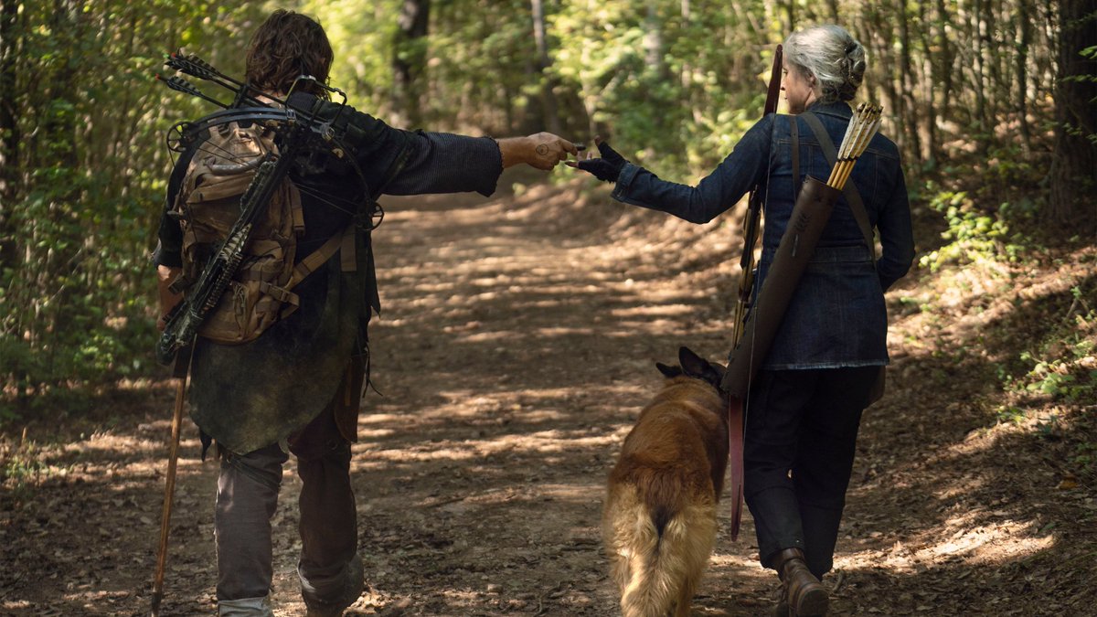 ale_quilis's tweet photo. Cuando tus padres se divorcian y te toca elegir con quien pasar el fin de semana.
Carol y Daryl aflogenle al drama, no ven que los niños sufren (?)
#TheWalkingDead #TWD #twdxstarchannel #TWDFamily https://t.co/YKppwe89Mk