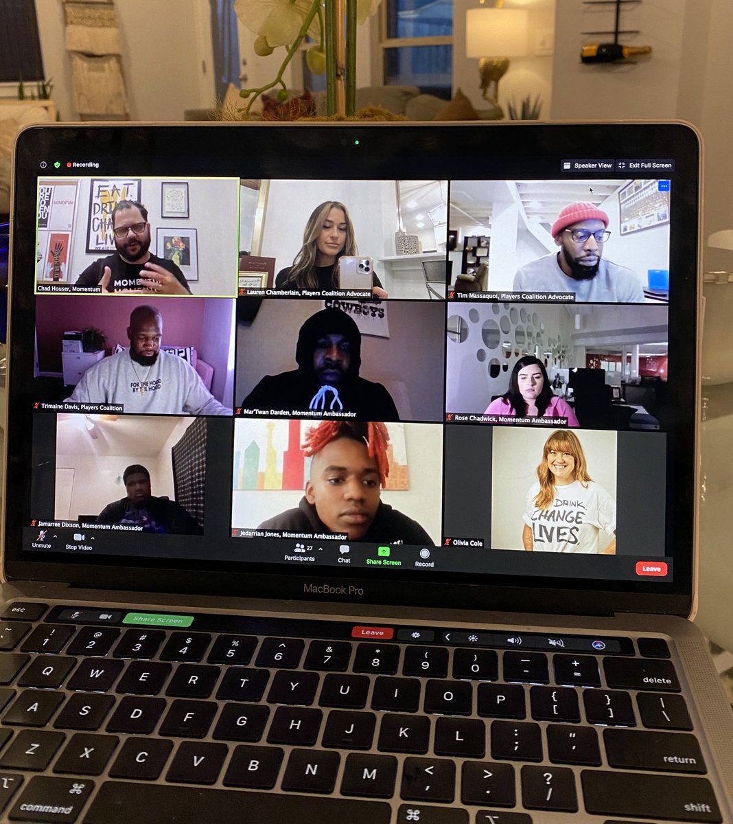 Great night with <a href="/playercoalition/">PlayersCoalition</a> and @MomentumAdvCo - I feel inspired and recharged from our dinner🙌🏼

I encourage y’all to check out Momentum Cafe and the work they are doing in the Juvenile Justice space!