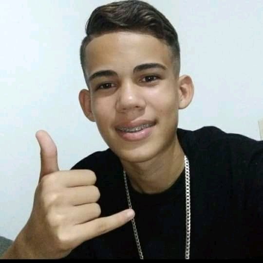 TododiaUmVide10's tweet photo. #NewProfilePic https://t.co/eSIQ8NPRnJ