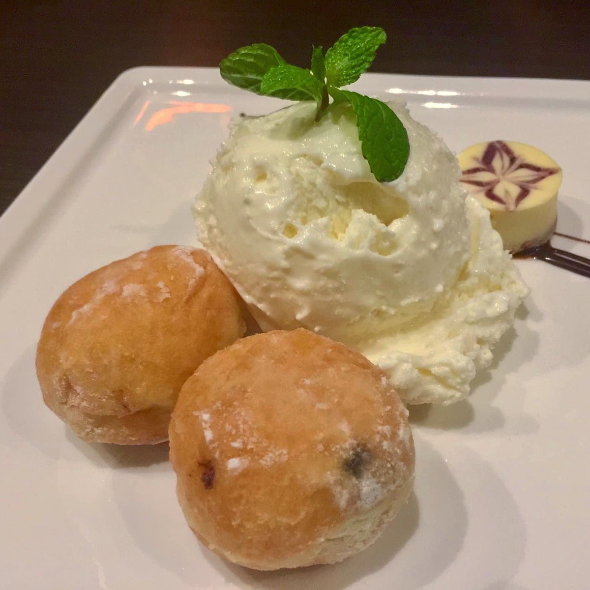 coconut_bay's tweet photo. Sweet tooth? We’ve got you covered! #yumms #thaifood #local #burlingame #dessert https://t.co/PpfxOMzEaZ