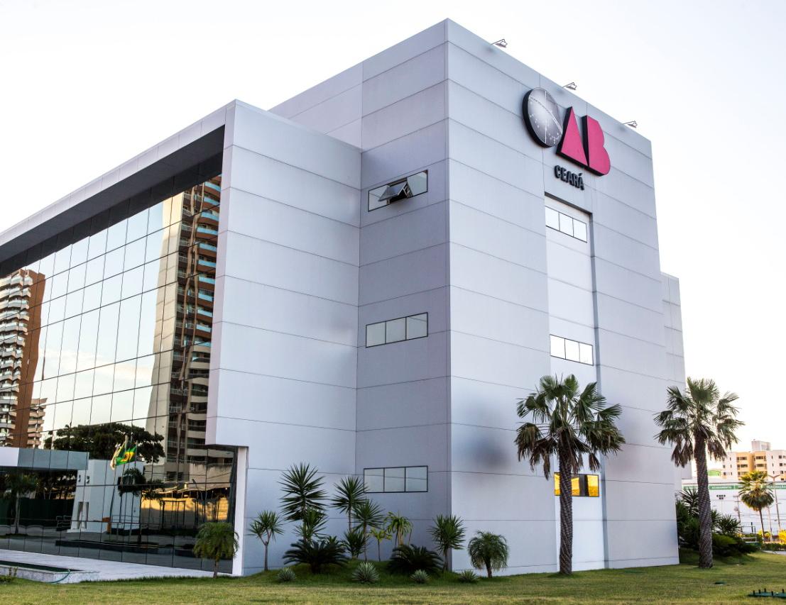 aracatiacutv's tweet image. OAB Ceará completa 88 anos reforçando a atuação na defesa das prerrogativas da advocacia e da manutenção do Estado Democrático de Direito aracatiacutv.blogspot.com/2021/03/oab-ce…