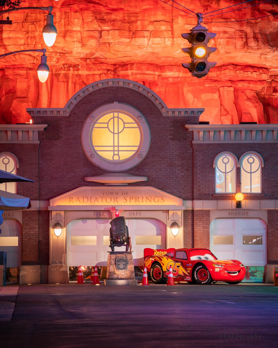 disneywjoseph's tweet photo. cars land @ night is such a vibe https://t.co/8wFalmkjEb