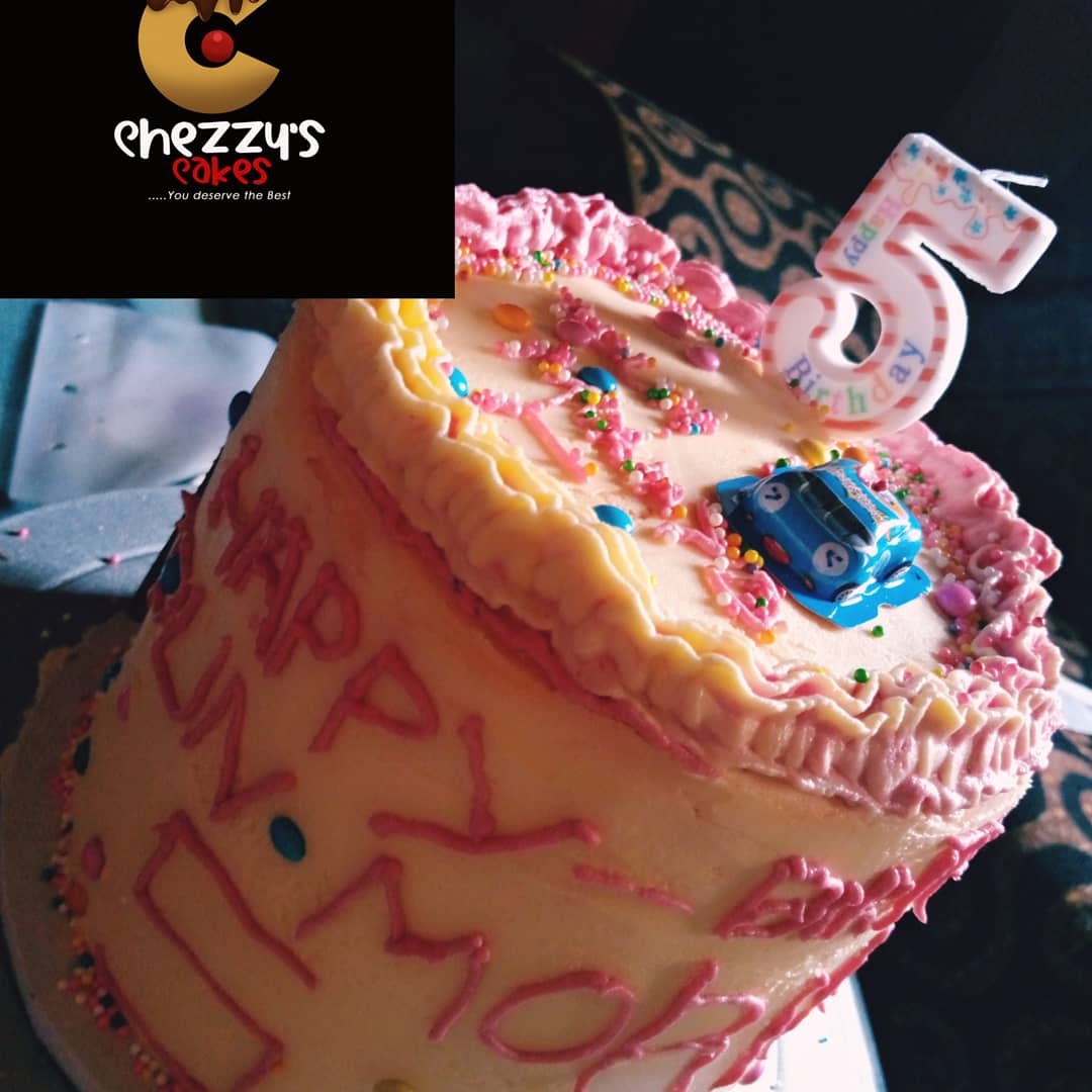 Chefchezzy1's tweet photo. Birthday cake
Let us be your cake plugs👍
#birthday
#chezzyscakes
#osondupikin
#YourFavoriteChef https://t.co/yUBh7pn7rf