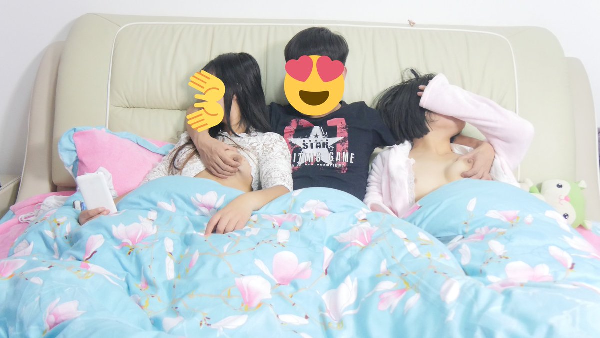 0917WILLOW's tweet photo. 0917小活动，第一次组织活动，确实存在很多问题。场地，尺度，费用，人员等等。029—0917四月份活动两场，宝鸡，西安男士各四名先宝鸡后西安。女模特两名（图内两人）一天两场，室外，酒店（地点待定）玩的开心最重要，费用520（场地，午餐，晚餐）我只负责拍照🤩有兴趣的可以联系我了🤩 https://t.co/PlX9fkHBYe