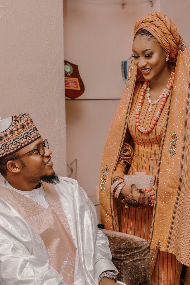 MetroCanon's tweet photo. Amira &amp; Muhammad 🌺☄️😍 https://t.co/Tcw8RAtQPZ