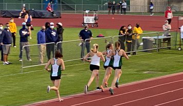 Siemers_XC_TF's tweet photo. We have our first district champion of 2021. @MaggiePearce17 is your District 17-6a 3200m champion 🥇 with a time of 11:40! 
Freshman, Anastasia Sciretti finished 3rd 🥉, and sophomore @MeganBroom2 finished 4th. 
All three girls have qualified for the Area meet. https://t.co/blPTLTGRZQ