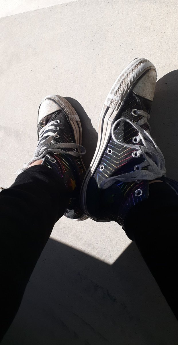 BillieWildeLove's tweet photo. I have some old converse shoes for sale. Very worn.
Who would like them?
#oldshoes #femdom #shoes #oldconverse https://t.co/rm6V5kIDt7